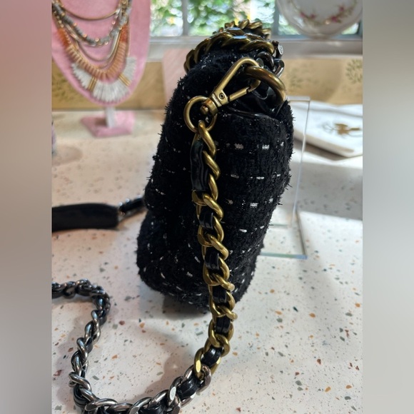 Steve Madden BTerra-T Quilted Fabric Chain Handbag with Padlock Closure - Picture 9 of 16